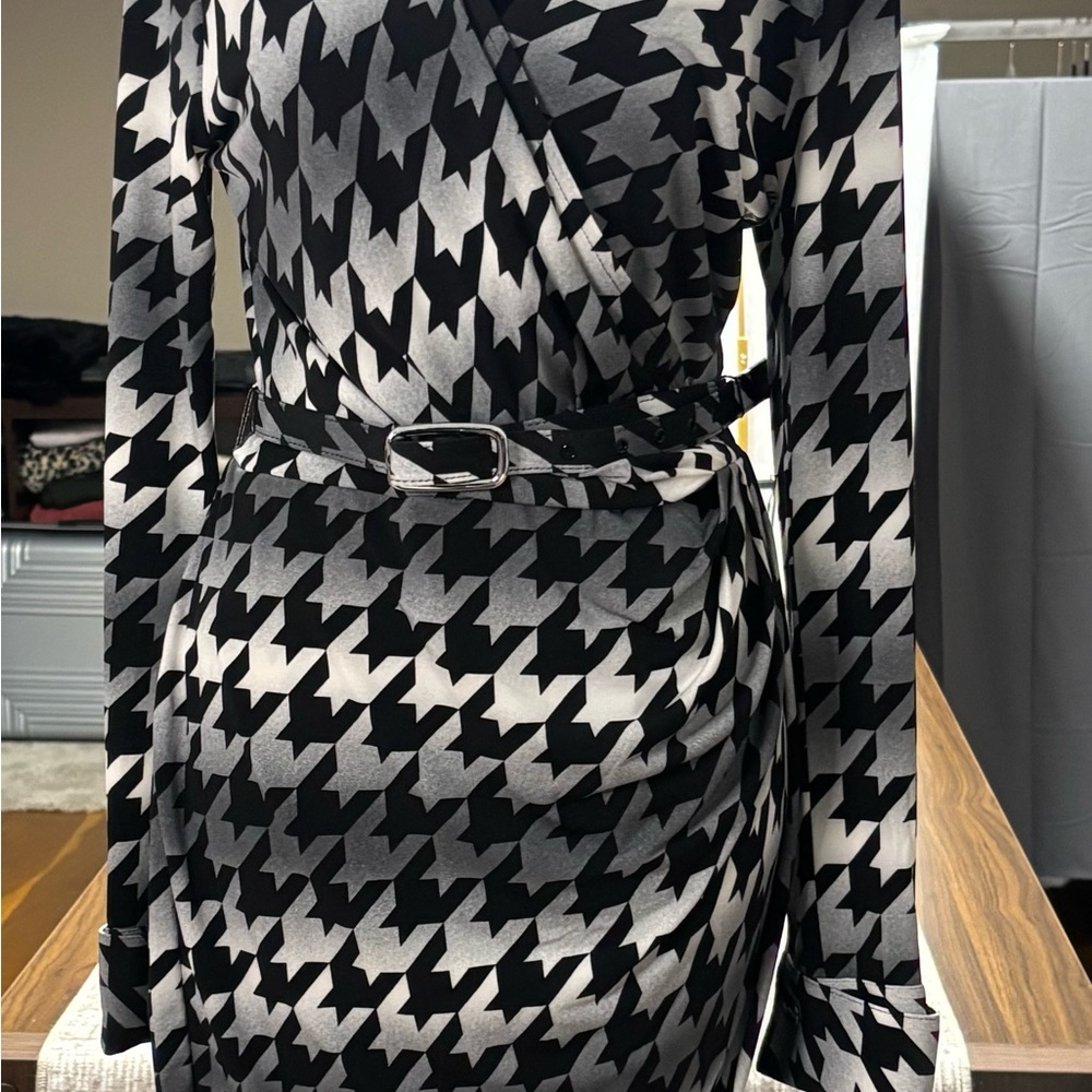 Cache Monochrome Houndstooth Long Sleeve Dress